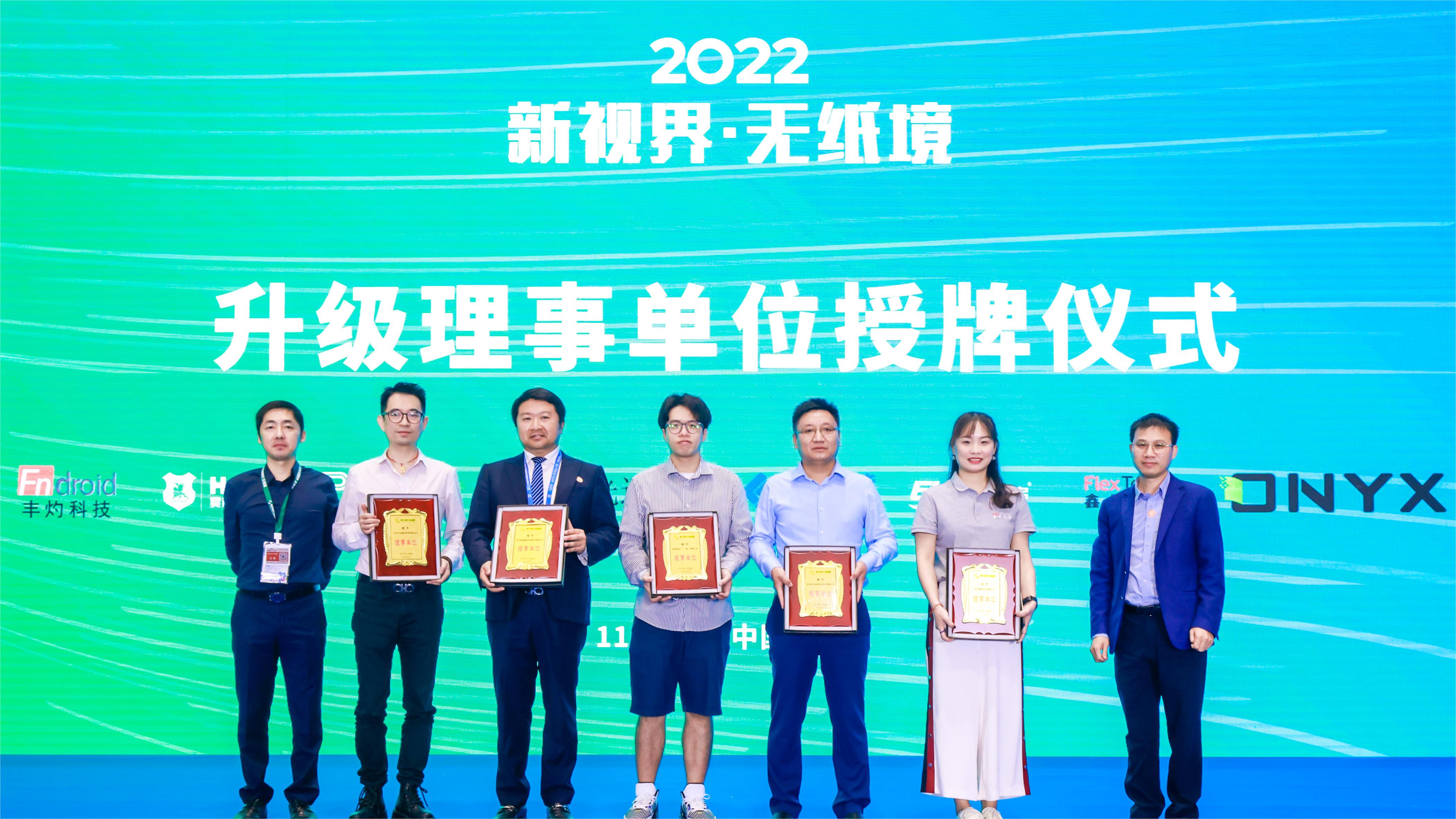 16199426.jpg 16199426.jpg